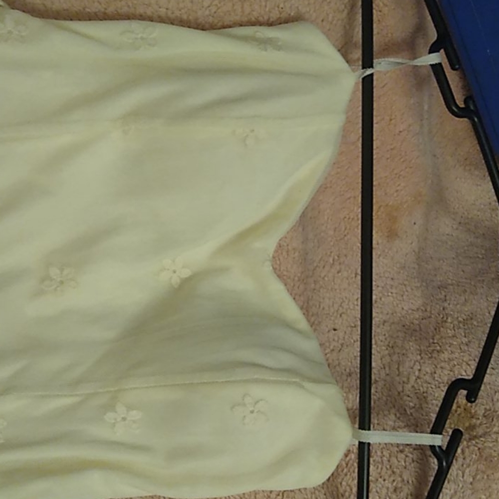 Dress - Picture 3 of 4